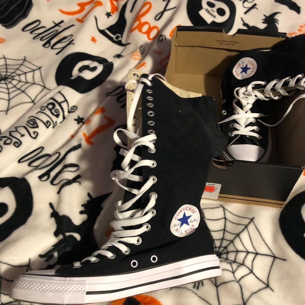 Converse Extra High